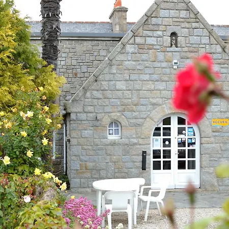 Ecume De Mer Hotel